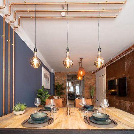 La Bodega - Designer Apartment An Der Alster Hamburgo Exterior foto